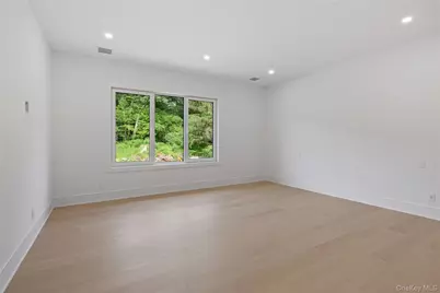 5 Somner Drive, Dix Hills, NY 11746 - Photo 37