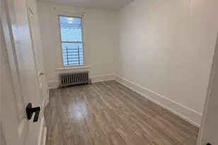 4027 Edson Ave, Bronx, NY 10466 - Photo 9