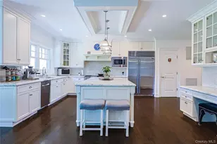 640 Bryant Ave, Roslyn, NY 11576 - Photo 19