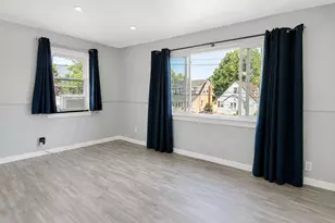 83 Lyon Pl, Lynbrook, NY 11563 - Photo 5