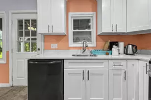 25 Independence Ave, Middletown, NY 10940 - Photo 11