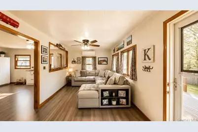 53 Main Street, Bloomingburg, NY 12721 - Photo 19