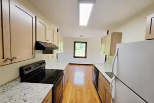 94 Plains Rd, Walden, NY 12586 - Photo 13