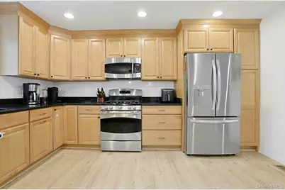 10 Pepperill Court, New City, NY 10956 - Photo 13