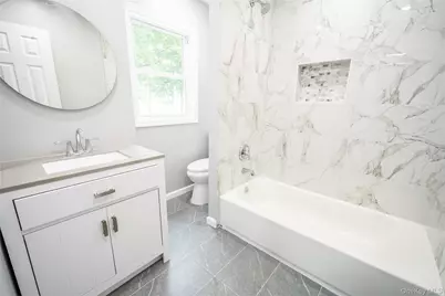 11 Berry Lane, Centereach, NY 11720 - Photo 17