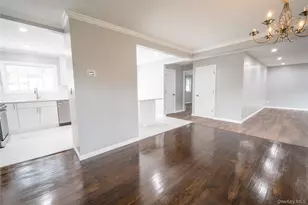 11 Berry Ln, Centereach, NY 11720 - Photo 9