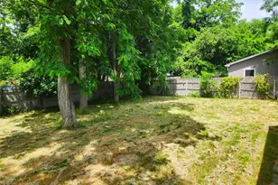 548 Taylor Ave, Patchogue, NY 11772 - Photo 13