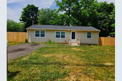 548 Taylor Avenue, Patchogue, NY 11772 - Photo 15