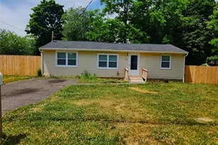 548 Taylor Ave, Patchogue, NY 11772 - Photo 15