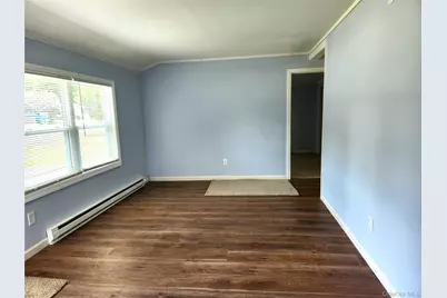 548 Taylor Avenue, Patchogue, NY 11772 - Photo 9