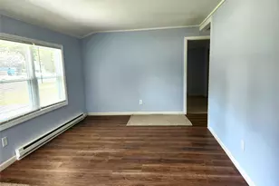 548 Taylor Ave, Patchogue, NY 11772 - Photo 9