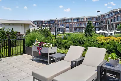 10 Shore Road #101, Glenwood Landing, NY 11547 - Photo 5