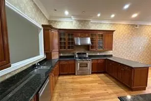 18 Wilkshire Cir, Manhasset, NY 11030 - Photo 5