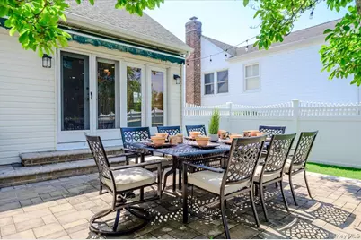 311 Blackheath Road, Long Beach, NY 11561 - Photo 21