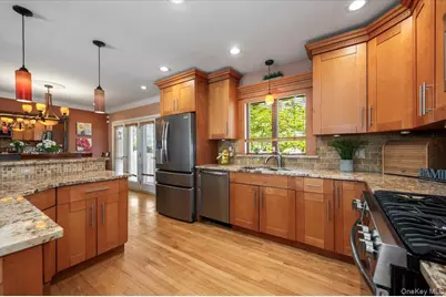 311 Blackheath Road, Long Beach, NY 11561 - Photo 5