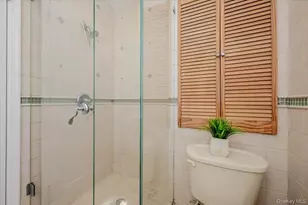 311 Blackheath Rd, Long Beach, NY 11561 - Photo 13
