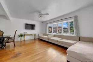 160-29 21st Rd, Whitestone, NY 11357 - Photo 3