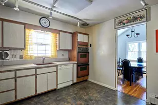 33 N Tyson Ave, Floral Park, NY 11001 - Photo 7