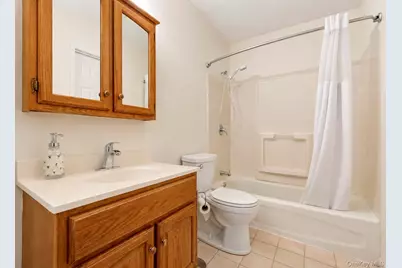 145 Sioux Street, Ronkonkoma, NY 11779 - Photo 29
