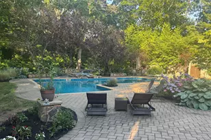 11 Tern Ct, East Islip, NY 11730 - Photo 3
