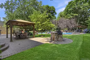 11 Tern Ct, East Islip, NY 11730 - Photo 39