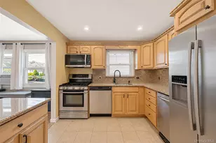 106 Casino St, Freeport, NY 11520 - Photo 9
