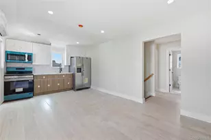 137-08 218th St, Springfield Gardens, NY 11413 - Photo 31