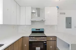 137-08 218th St, Springfield Gardens, NY 11413 - Photo 9