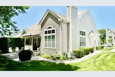 27 Emilie Drive, Center Moriches, NY 11934 - Photo 9