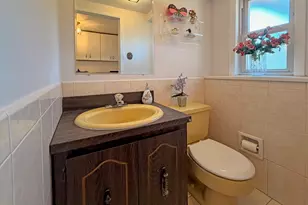 51 Eileen Ave, Plainview, NY 11803 - Photo 19