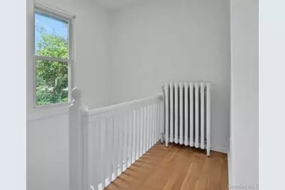 27 Tioronda Avenue Apartment #2, Beacon, NY 12508 - Photo 9