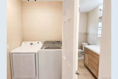 35 Gibson #2, Valley Stream, NY 11581 - Photo 5
