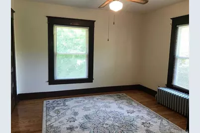 102 Berry Hill Road Road #UPPR, Oyster Bay, NY 11771 - Photo 5
