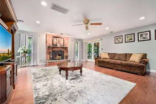 10 Burham Dr, Smithtown, NY 11787 - Photo 13