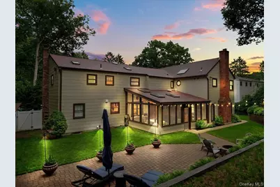 10 Burham Drive, Smithtown, NY 11787 - Photo 3