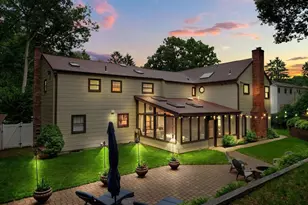 10 Burham Dr, Smithtown, NY 11787 - Photo 3