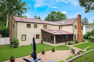 10 Burham Dr, Smithtown, NY 11787 - Photo 7
