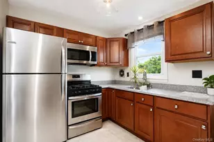 74 Cypress Ave, New York, NY 10301 - Photo 11