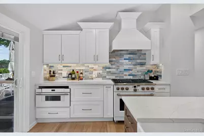 42 W Broadway, Port Jefferson Station, NY 11776 - Photo 15