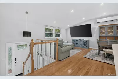 42 W Broadway, Port Jefferson Station, NY 11776 - Photo 13