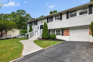 42 W Broadway, Port Jefferson Station, NY 11776 - Photo 3