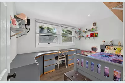 42 W Broadway, Port Jefferson Station, NY 11776 - Photo 19