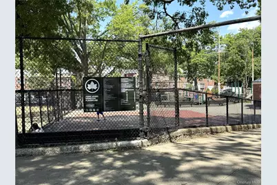 141-03 Union Turnpike #3J, Flushing, NY 11367 - Photo 15