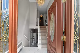 22 Curtis Ln, Yonkers, NY 10710 - Photo 9