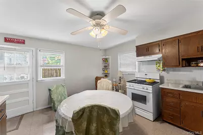 22 Curtis Lane, Yonkers, NY 10710 - Photo 31