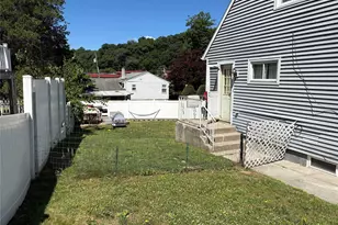 21 Washington Pl, White Plains, NY 10603 - Photo 17
