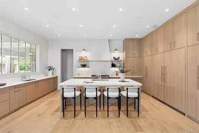 120 Halsey Lane, Bridgehampton, NY 11932 - Photo 13
