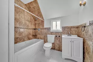38 Trinity Pl, New Rochelle, NY 10805 - Photo 23