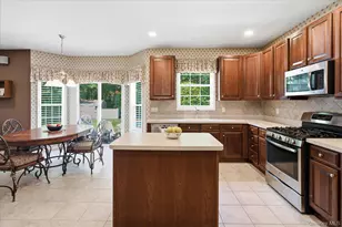 46 Oceanview Blvd, Manorville, NY 11949 - Photo 9