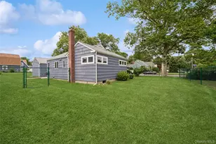 1 Heights Pl, Riverhead, NY 11901 - Photo 13